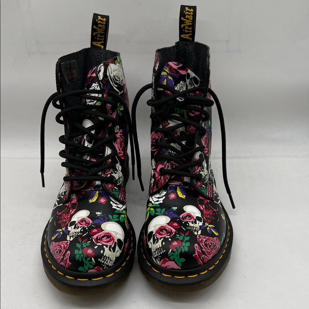Dr Martens 1460 Pascal Rose Skull Lace Up Ankle Boots Women’s size 7 - Picture 2 of 12